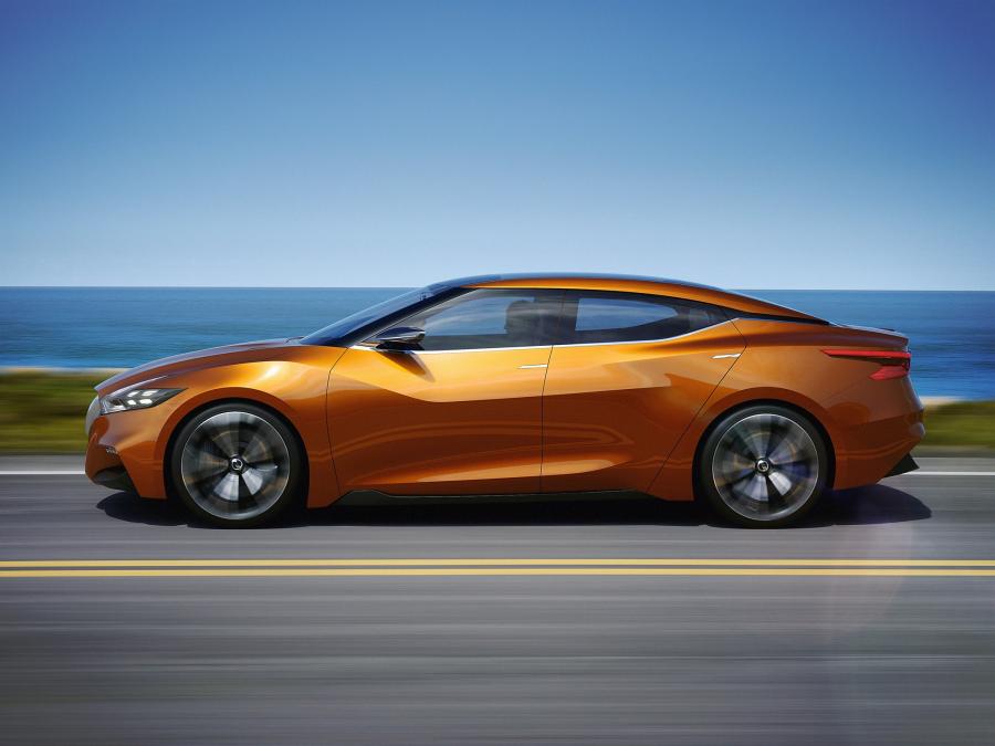  Nissan Sport Sedan Concept 2014 года  (фото 17 из 28)